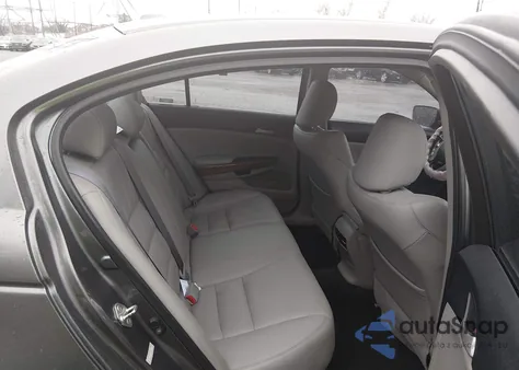 2011 Honda Accord 2.4 Ex-L z USA, uszkodzony, nr VIN 1HGCP2F84BA031574